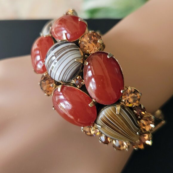 Vintage Rhinestone Hinged Bangle Bracelet & Earring Set - Picture 6 of 8